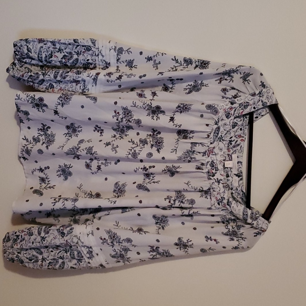 Lauren Conrad long sleeve shirt